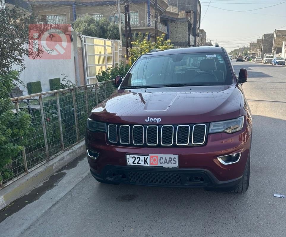 جیپ گراند شیرۆکی